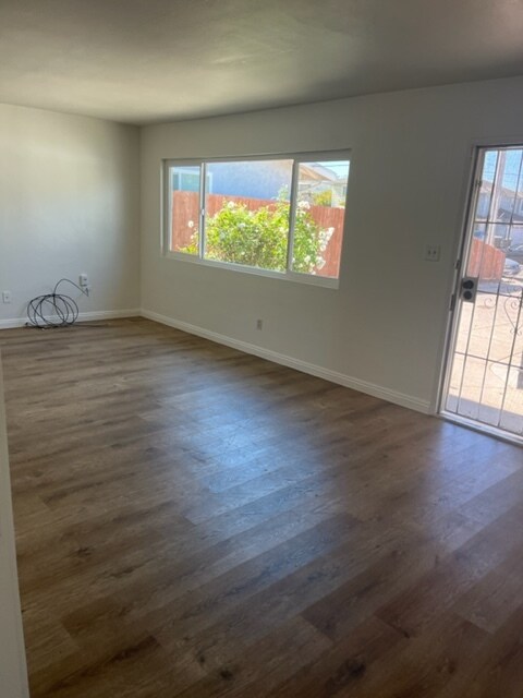 Building Photo - 563 Emory St