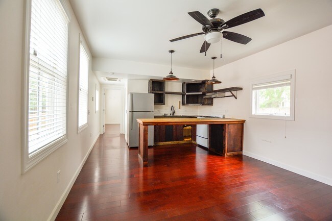Foto del edificio - 1 bedroom in Charleston SC 29403