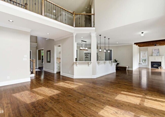 Foto del edificio - 2515 Village Manor Way