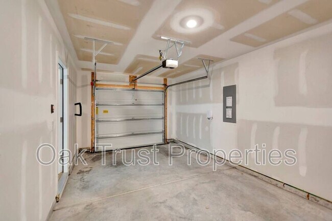 Foto del edificio - 703 Hilchot Dr