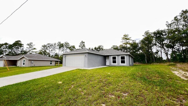 Building Photo - Incredible 3 Bedroom, 2 Bathroom Home in M...