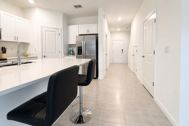 Building Photo - Brand New 3BR Townhome in Lakewood Ranch