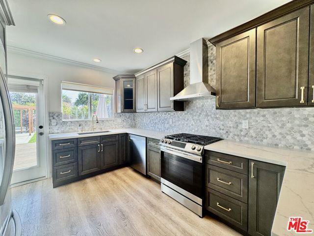 Building Photo - 2616 W 77th St