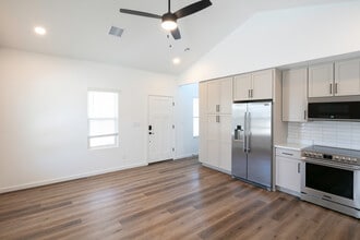 Building Photo - Griegos Farms