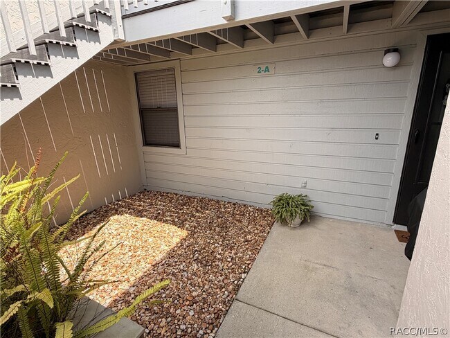 Foto del edificio - 636 E Gilchrist Ct
