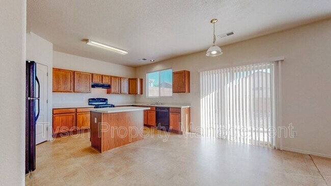 Building Photo - 1317 Danzante Dr SE