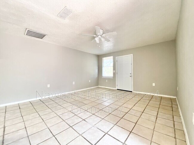 Foto del edificio - 7394 Cottonwood Creek Rd