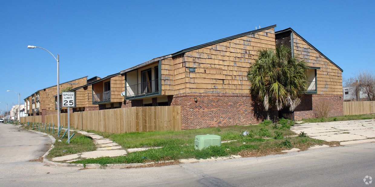 Foto del edificio - Cedar Creek Apartments