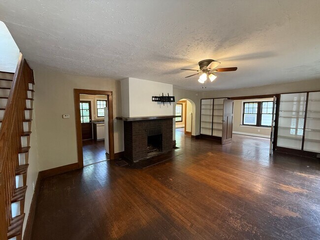 Foto del edificio - Newly Remodeled 3 bedroom and 2 bath house...
