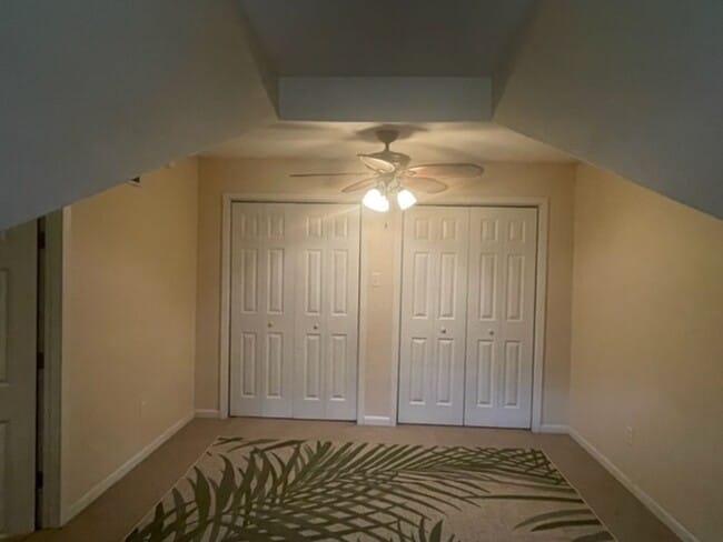 Building Photo - 3 bedroom house