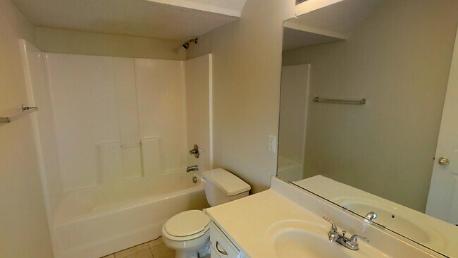 Foto del edificio - 732 N Chestnut St