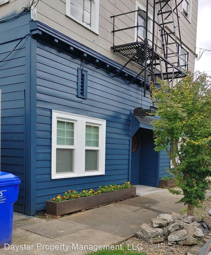 Primary Photo - 1 br, 1 bath Apartment - 8634 SE 11th