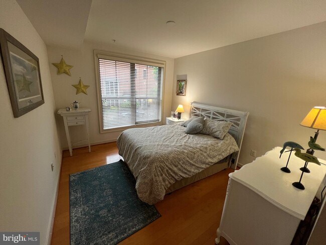 Foto del edificio - 485 Harbor Side St