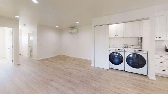Building Photo - 2BD/1BA ADU Apartment in Belmont Heights