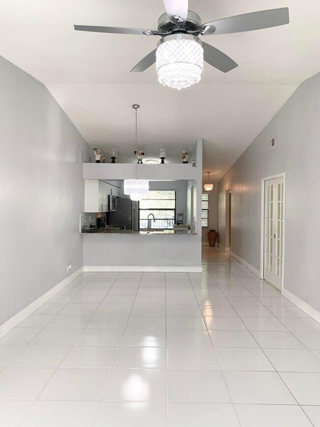 Foto del edificio - 1801 Sabal Ridge Ct