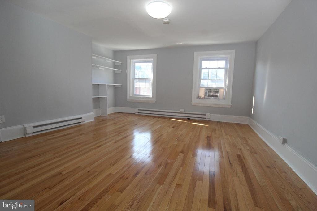 Foto principal - 1017 Pine St