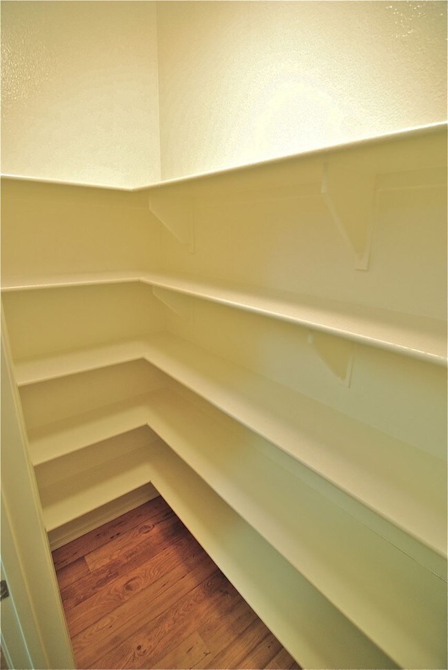 Northpoint Apartments at CSUN Apartments Northridge, CA