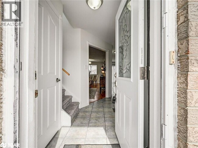 Building Photo - 23 Beaverton Dr