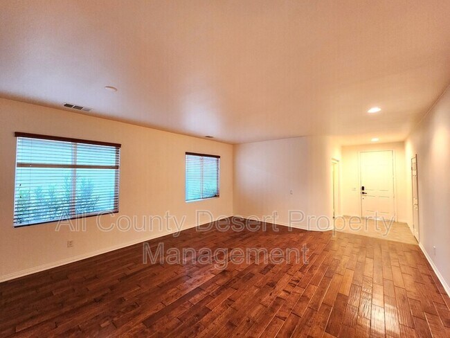 Foto del edificio - 49568 Minelli St