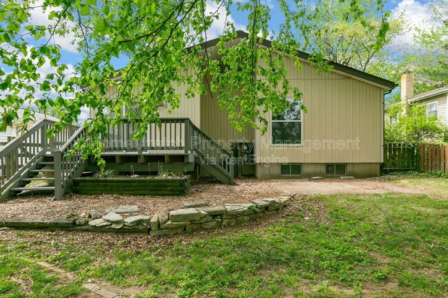 Foto del edificio - 2455 Buttonwood Ct