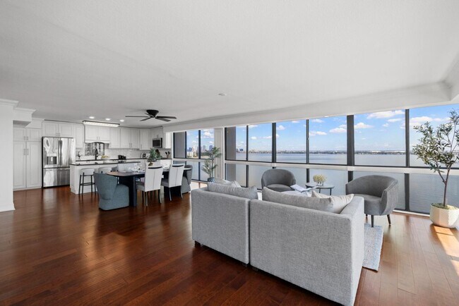 Foto del edificio - 3301 Bayshore Blvd