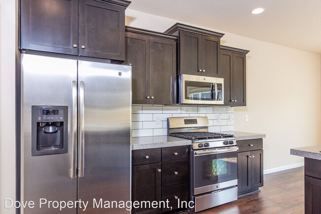 Foto del edificio - 5 br, 2.5 bath House - 10918 NE 122nd Place