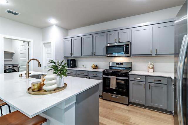 Foto del edificio - 2122 Mossfield Ln