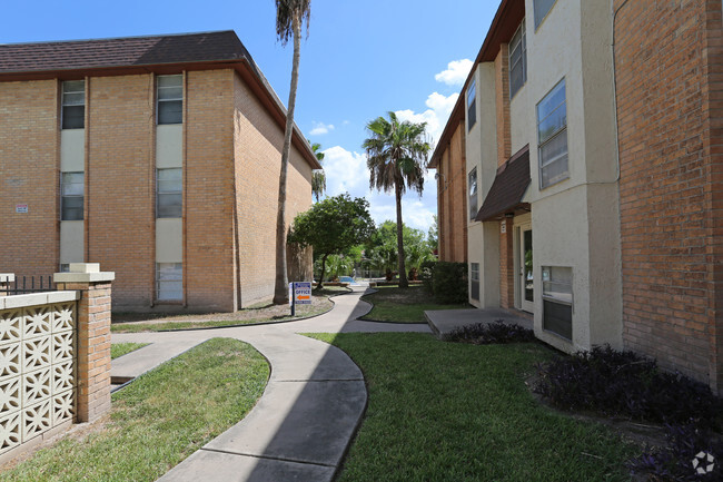 Foto del edificio - Jefferson Square Apartments