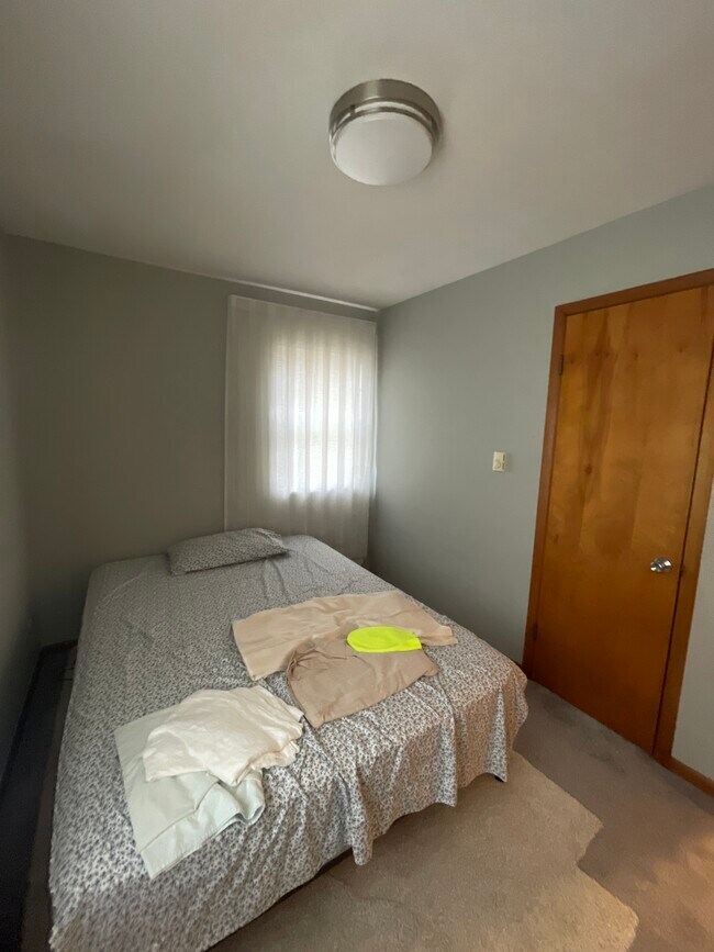 Foto del edificio - 5841 W 25th St