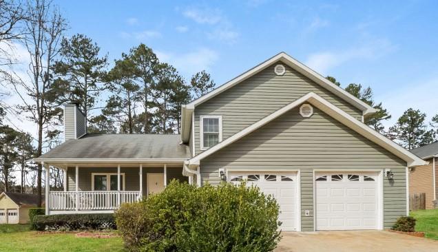 Foto principal - Single family 3 bedroom 2 bath house