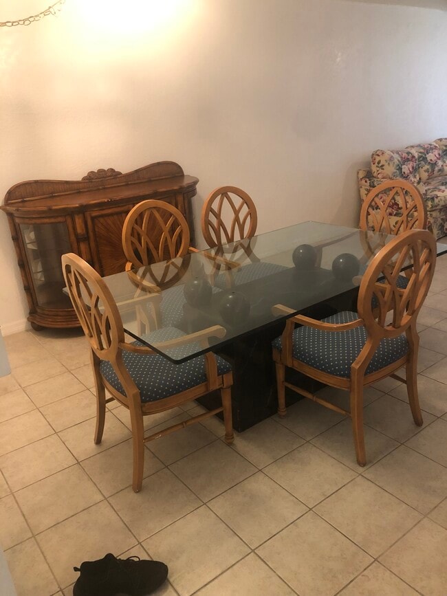 Photo - 2264 Winkler Ave Apartment