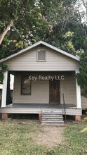 Building Photo - 1018 South St