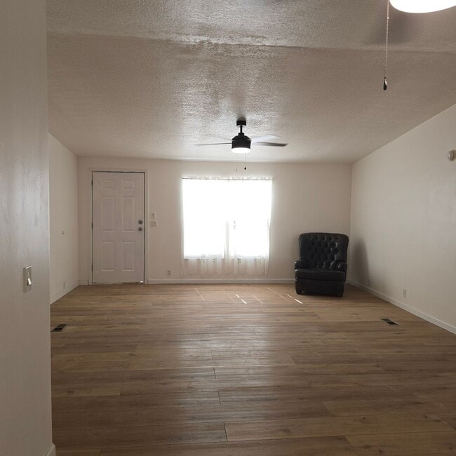 Building Photo - 3186 W Green Park Dr