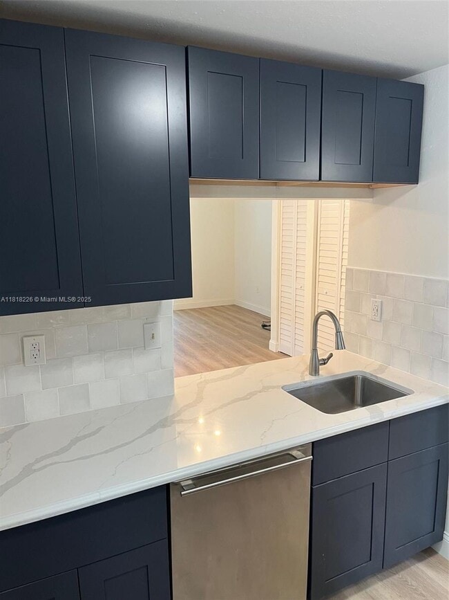 Building Photo - 153 NE 141st St