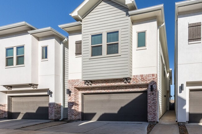 Foto del edificio - 806 Thornton Rd