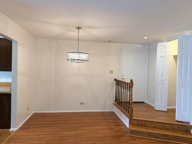 Foto del edificio - 251 Coventry Cir