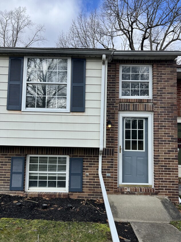 330 Black Hills Dr, Latrobe, PA 15650 Townhome Rentals in Latrobe PA