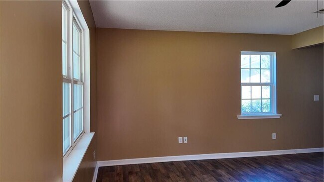 Foto del edificio - 108 Gatewood Dr