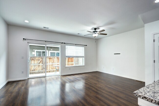 Building Photo - 14700 E 104th Ave