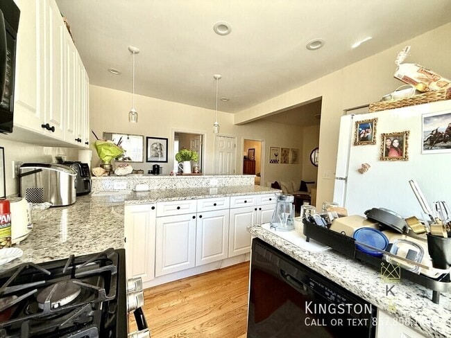 Foto del edificio - 1870 Commonwealth Ave