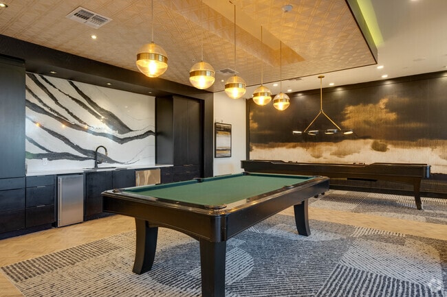Clubhouse - The Menlo