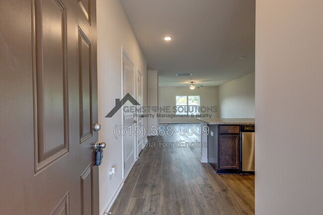 Building Photo - 2559 Queen Bee Dr