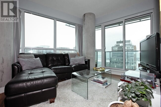 Building Photo - 150 E Liberty St