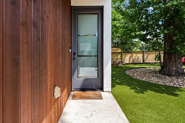 Foto del edificio - 206 Braeswood Rd