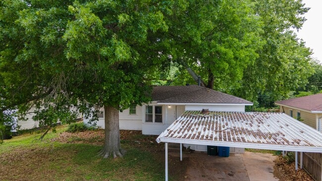 Building Photo - 4 Bed 1 Bath Home in Midwest City!! DEPOSI...