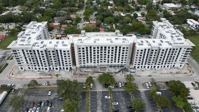 Foto del edificio - 12640 NE 12th Ave