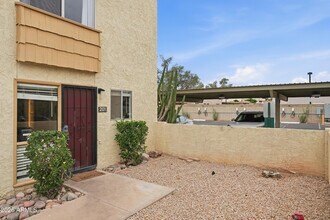 Building Photo - 4630 N 68th St