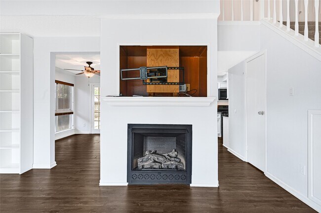 Foto del edificio - 2311 Quail Haven Rd