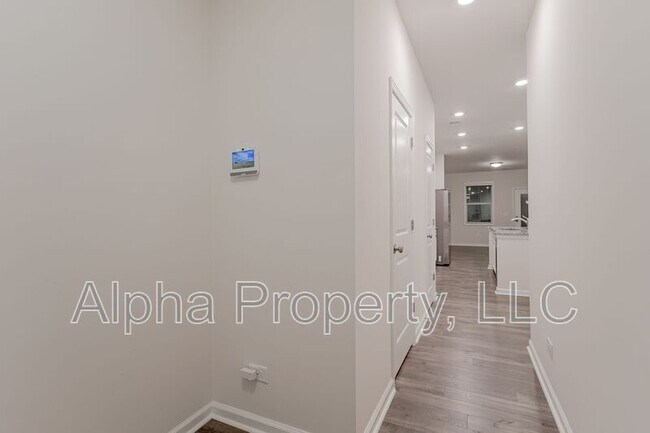 Foto del edificio - 220 Norse Creek Dr