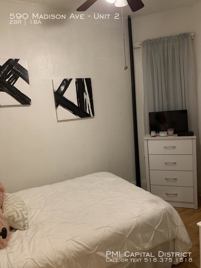 Building Photo - 2 bedroom in Albany NY 12208